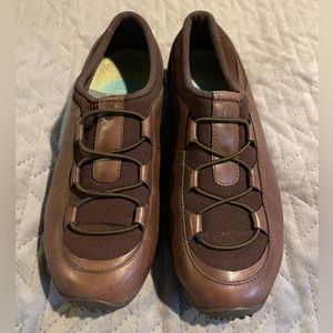 Merrell vibram slip on shoes womens size 8 brown‎ pre-owned condition